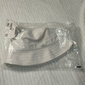 NEW White, towel, texture, Alo bucket, hat